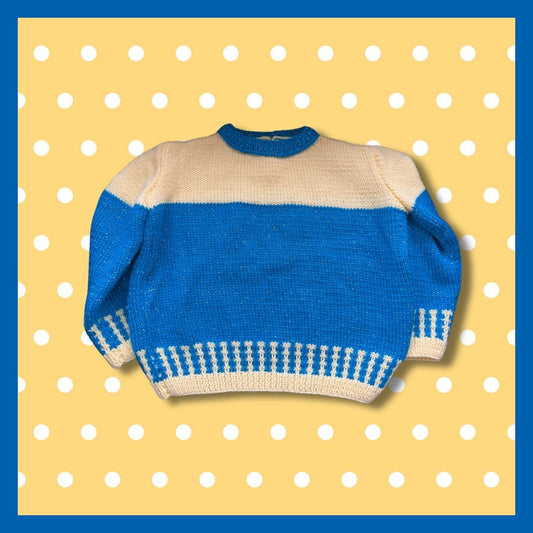Blue and yellow sweater with shiny effect
