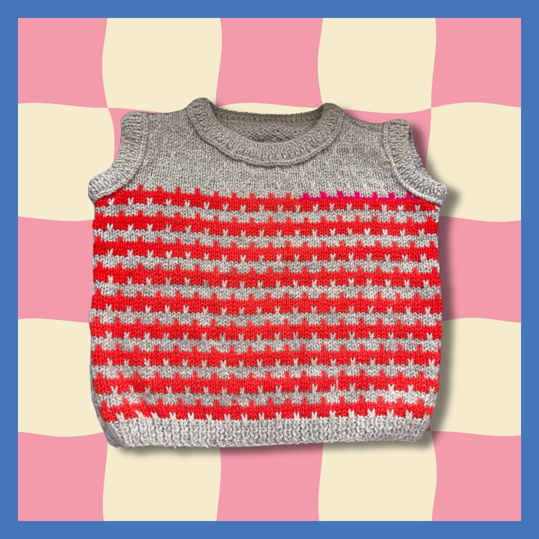 Kids sleeveless sweater grey and red